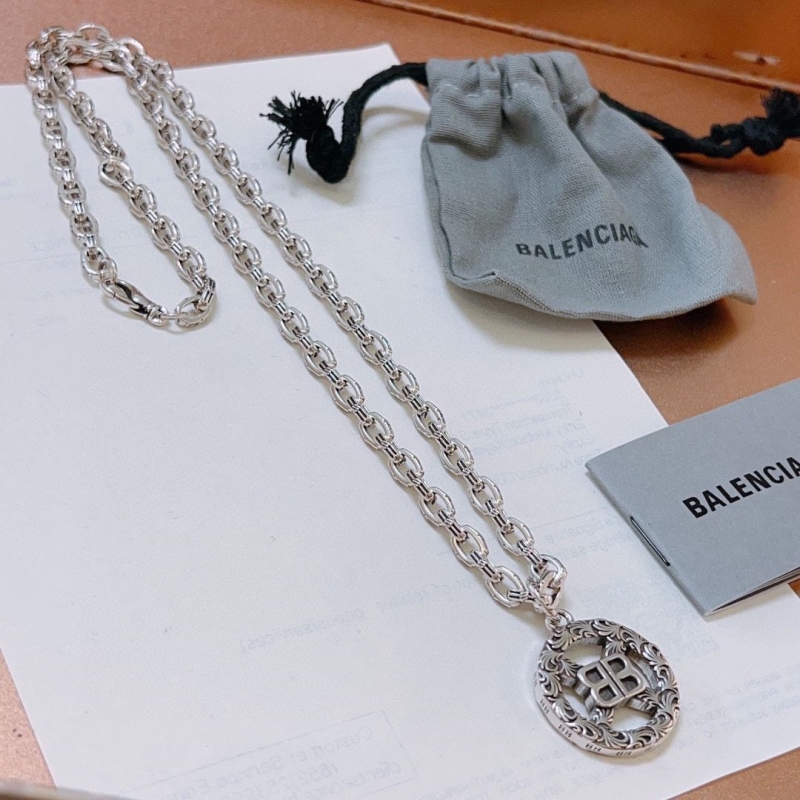 Ba1en*iaga necklaces